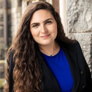 Meet your Posher, Elizabeth